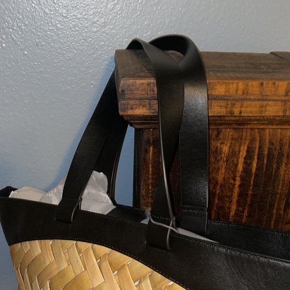 VC Tote - Picture 3 of 5